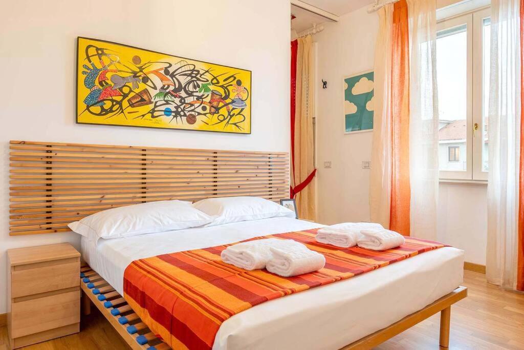 Guest Planet - Grazioso Bilocale Bande Nere M1 * Milano